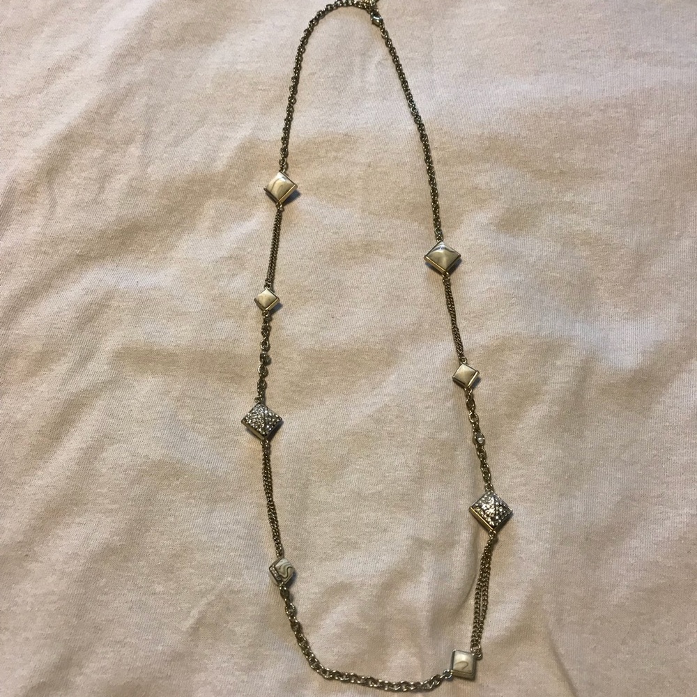 Jessica Simpson necklace